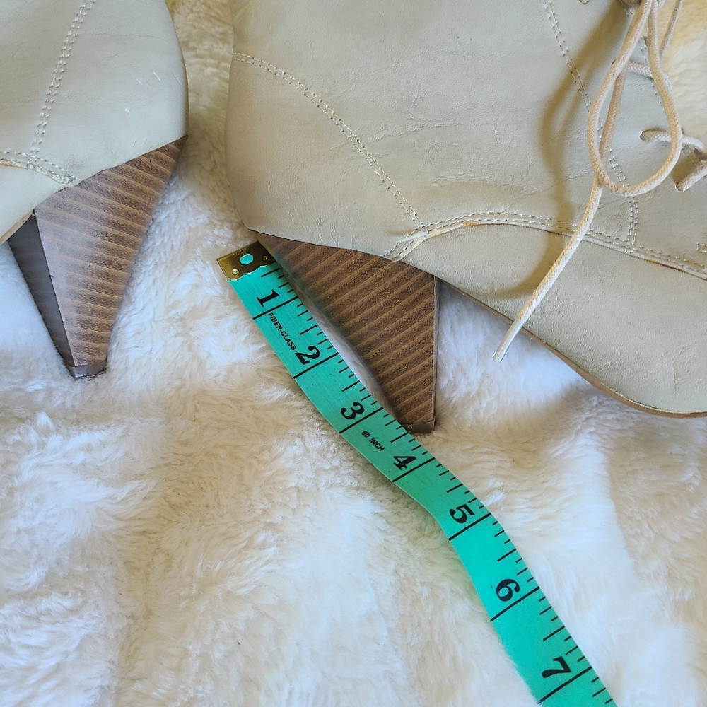 Call it Spring booties - Picture 6 of 7
